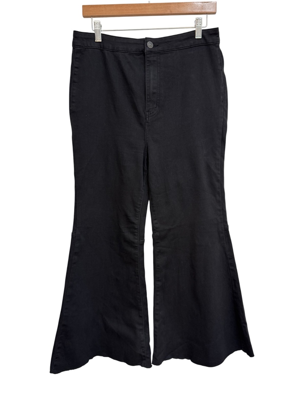 Free People Youthquake Flare Leg High Rise Crop Jeans Women Size 31 Black Hippie